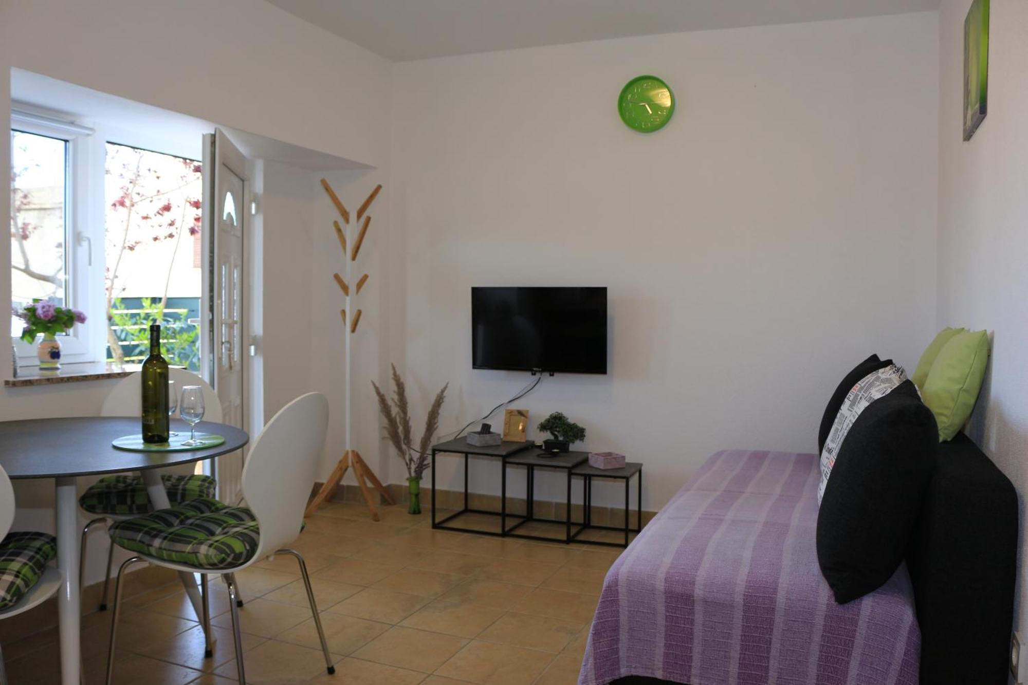 Apartman Kristina Vrbnik Exterior foto